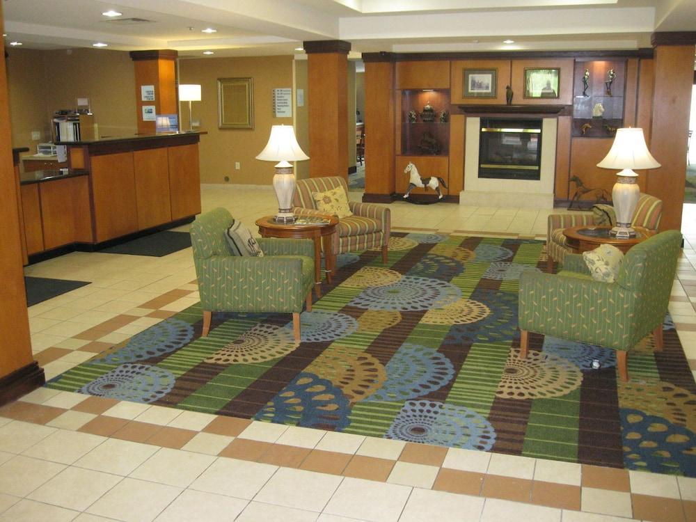 Holiday Inn Express Williamston By Ihg Esterno foto