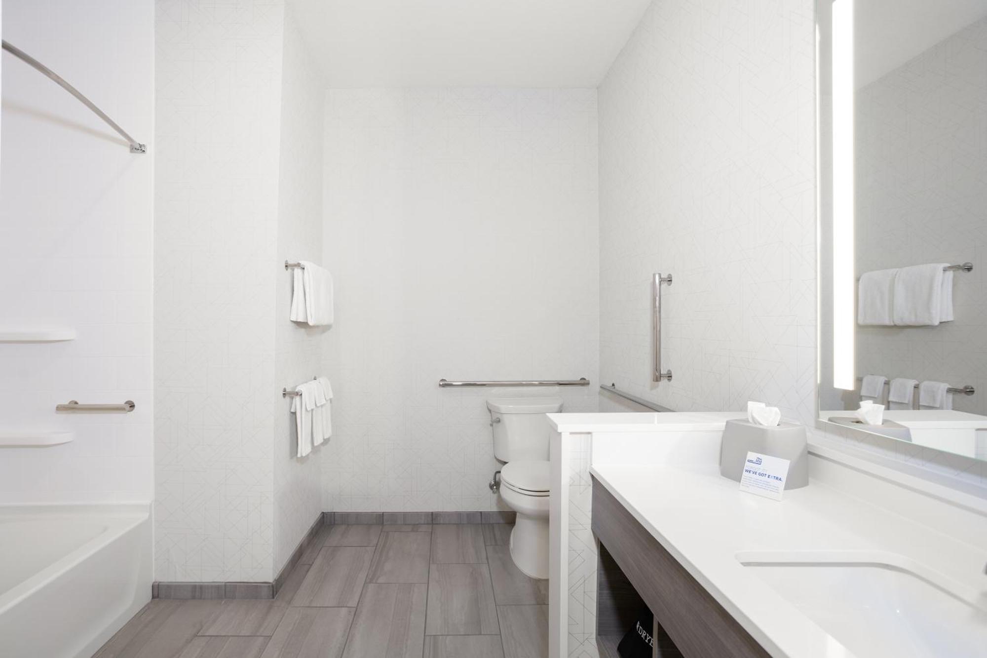 Holiday Inn Express Williamston By Ihg Esterno foto