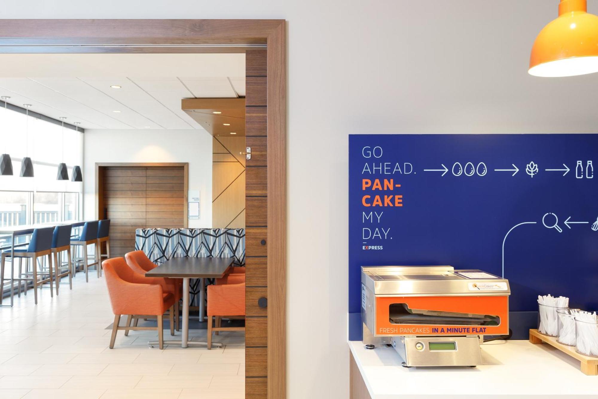 Holiday Inn Express Williamston By Ihg Esterno foto