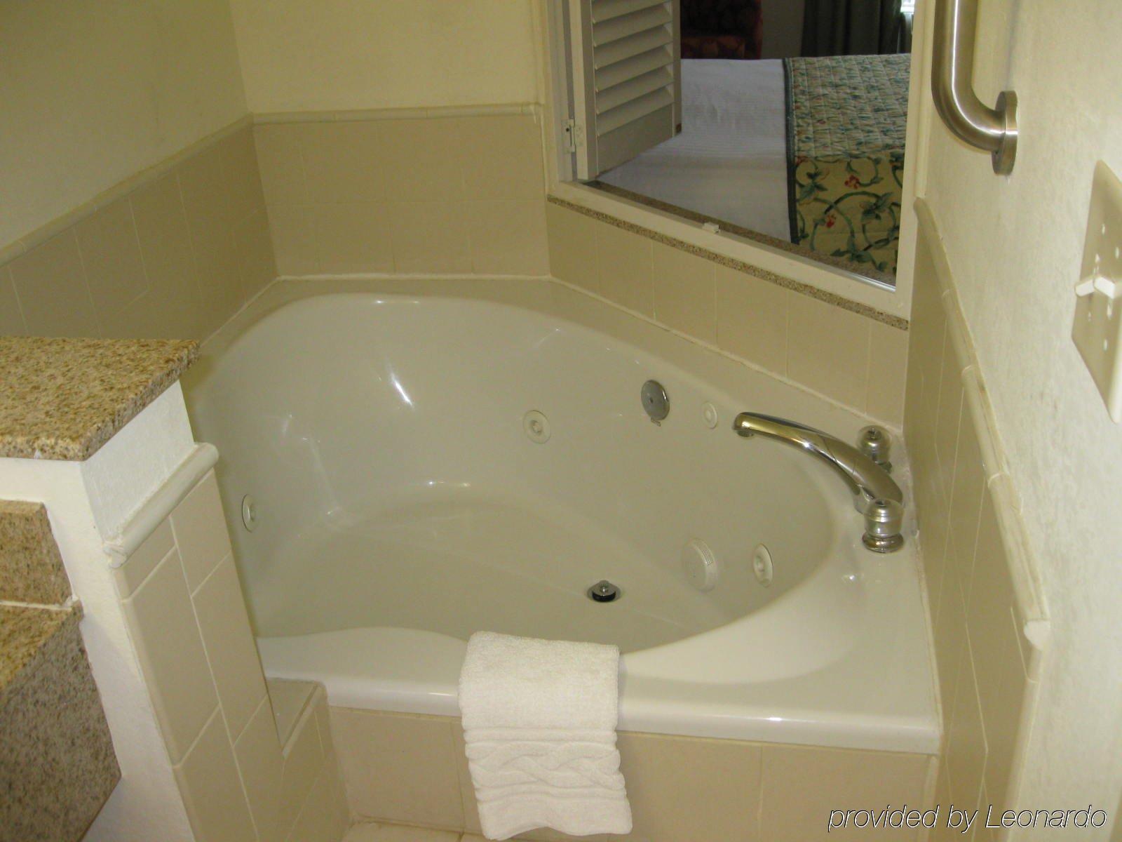Holiday Inn Express Williamston By Ihg Esterno foto